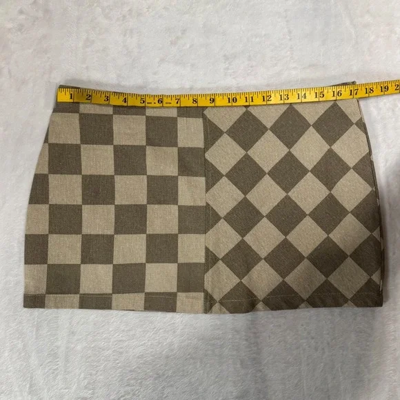 NWT Fashion Nova 3 Pc Checkered Plaid Skirt Set Size L Crop Top Jacket Skater - Picture 16 of 16